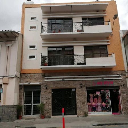Hostal Nizza Куенка Екстериор снимка