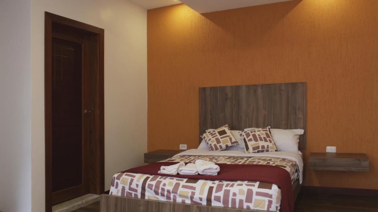 Hostal Nizza Куенка Екстериор снимка