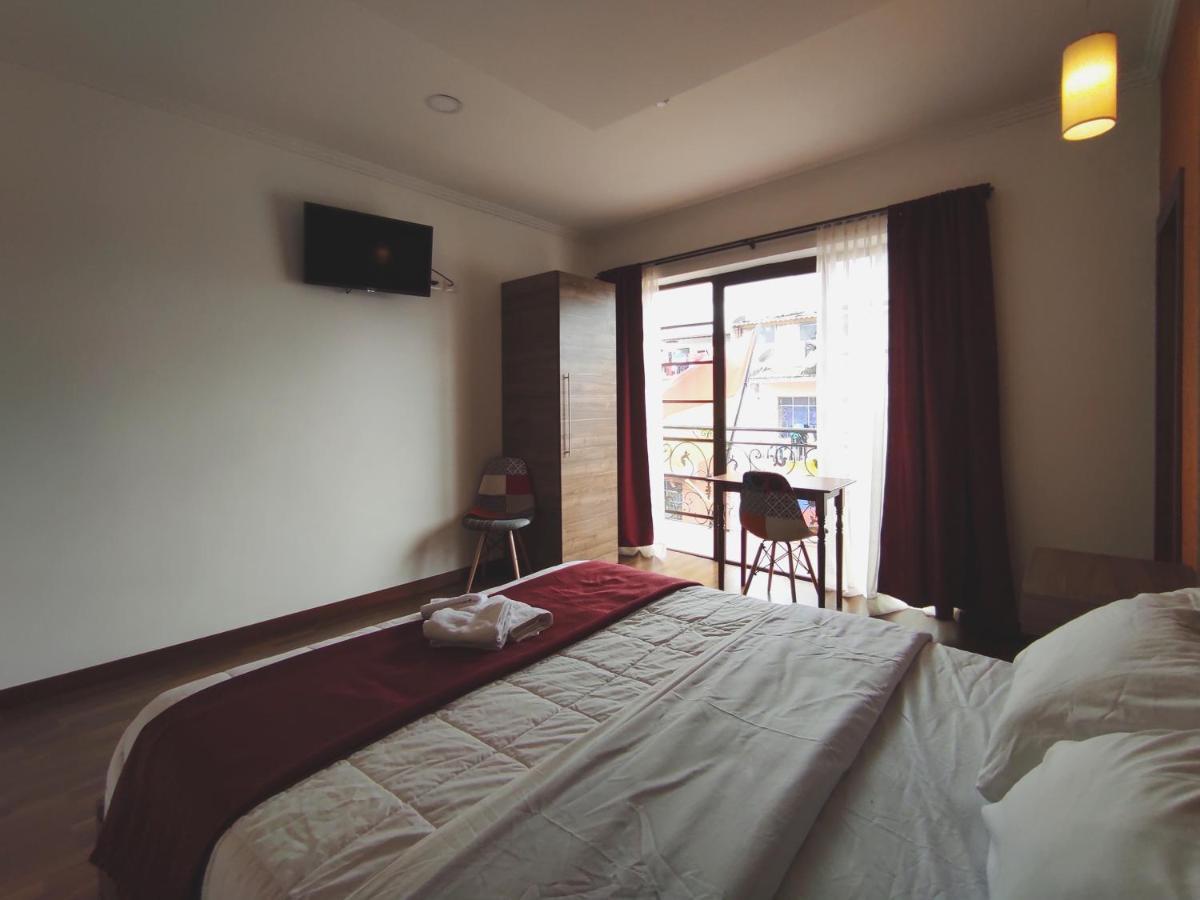 Hostal Nizza Куенка Екстериор снимка