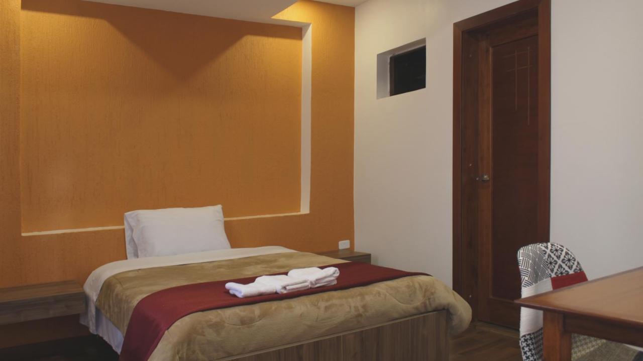 Hostal Nizza Куенка Екстериор снимка